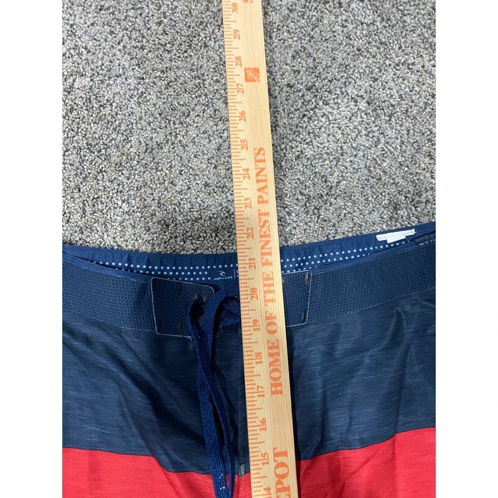 Rip Curl Board Shorts Mens 32 Navy Blue Red Excellent Mirage Surf Grip Striped